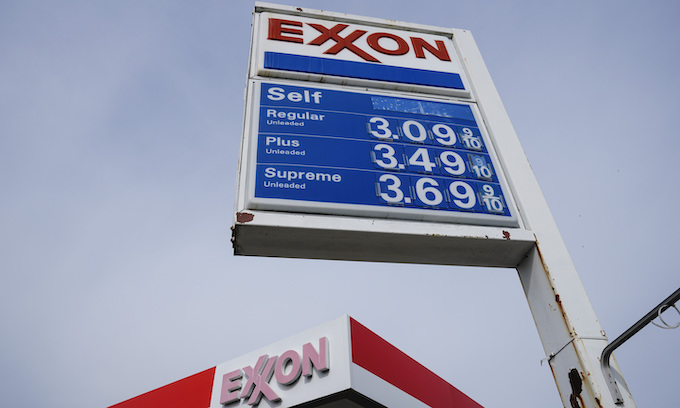 Gas prices to hit 7-year high on Memorial Day weekend | GOPUSA